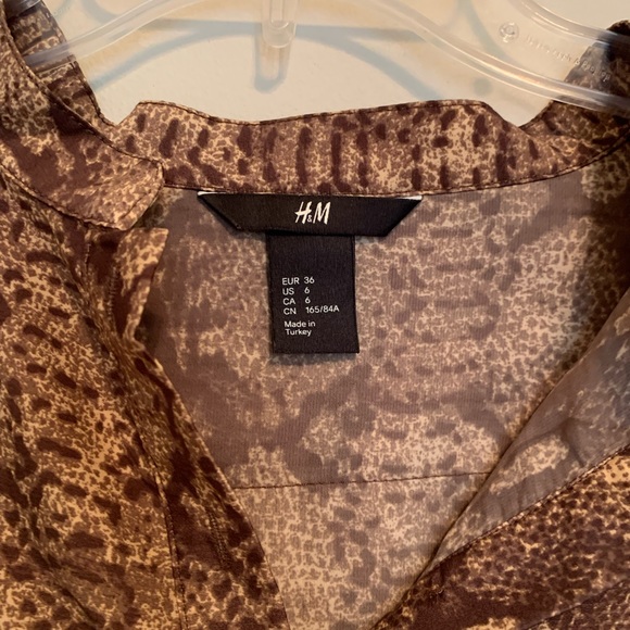 H&M python shirt - Picture 2 of 2